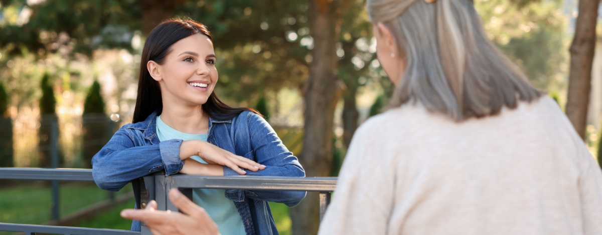 Navigating Friendship in a Polarized World 