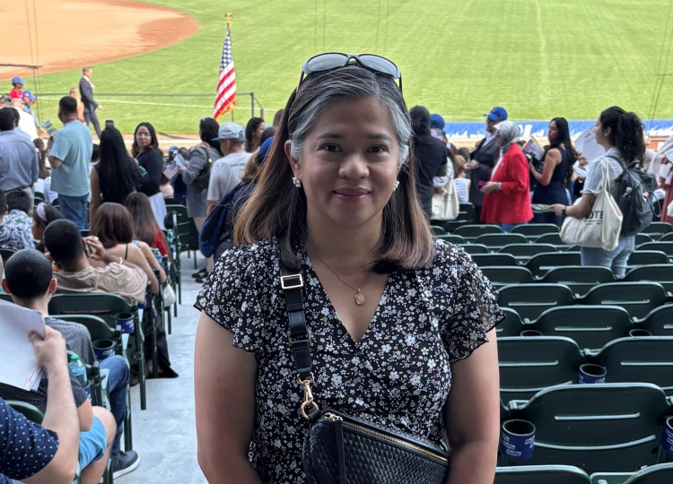 Class Helps Immigrants Become U.S. Citizens