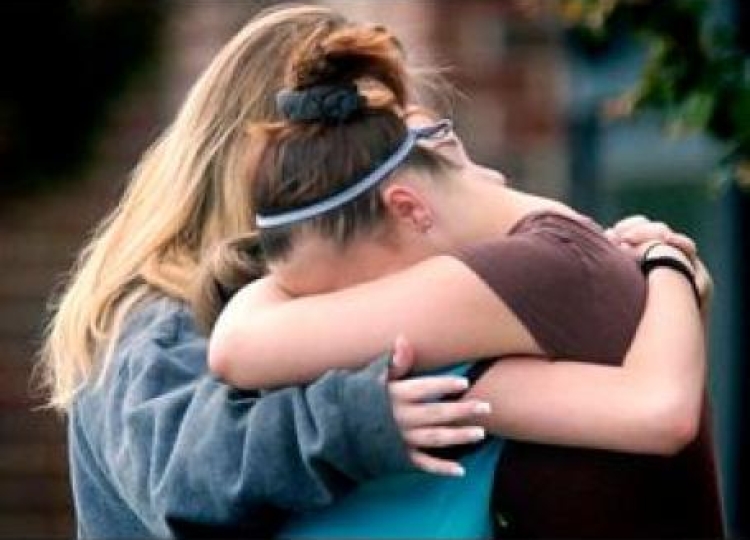Helping Teenagers Cope With Grief After Tragedy and Loss