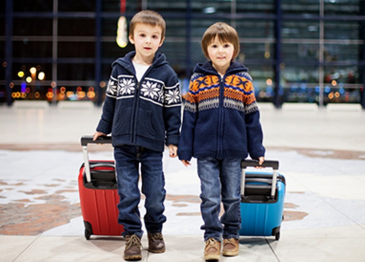 Tips for Traveling with Young Children During the Holidays