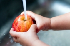 8 Ways to Entertain, Educate & Stimulate Your Child At Home